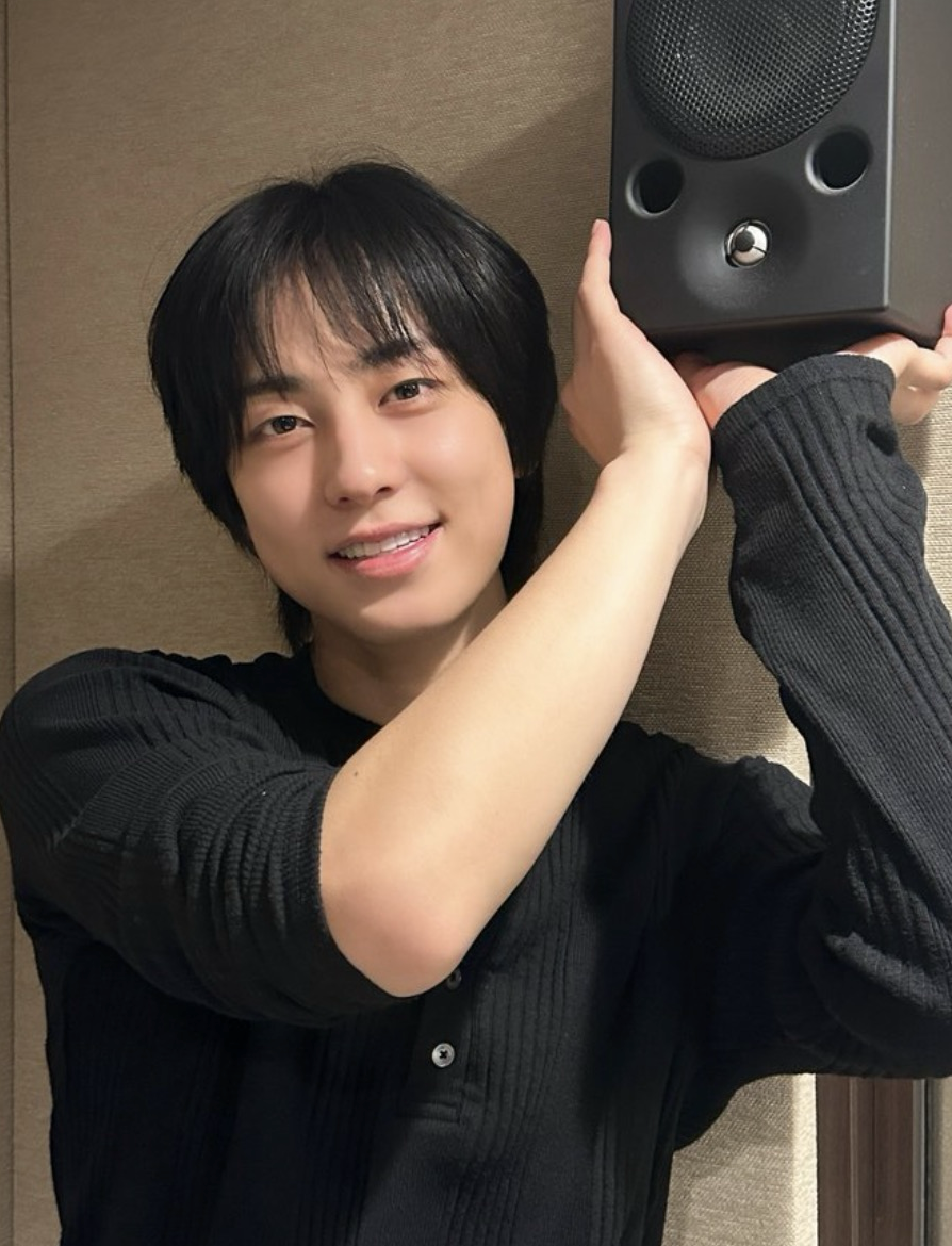 Recent activity shot of Taki (&TEAM)