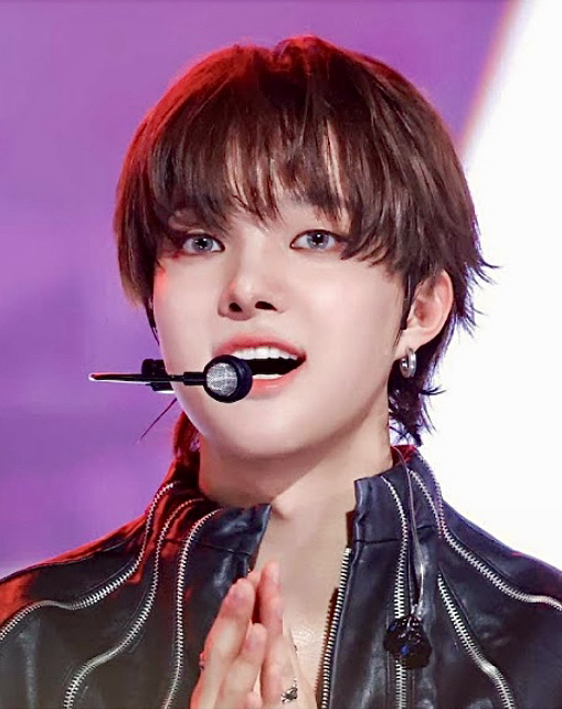 A moment captured by EJ (&TEAM)'s fan