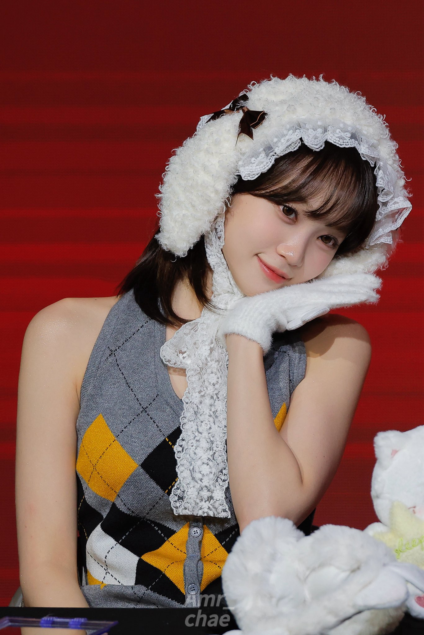 Behind-the-scenes cut of Kim Chaewon (LE SSERAFIM)