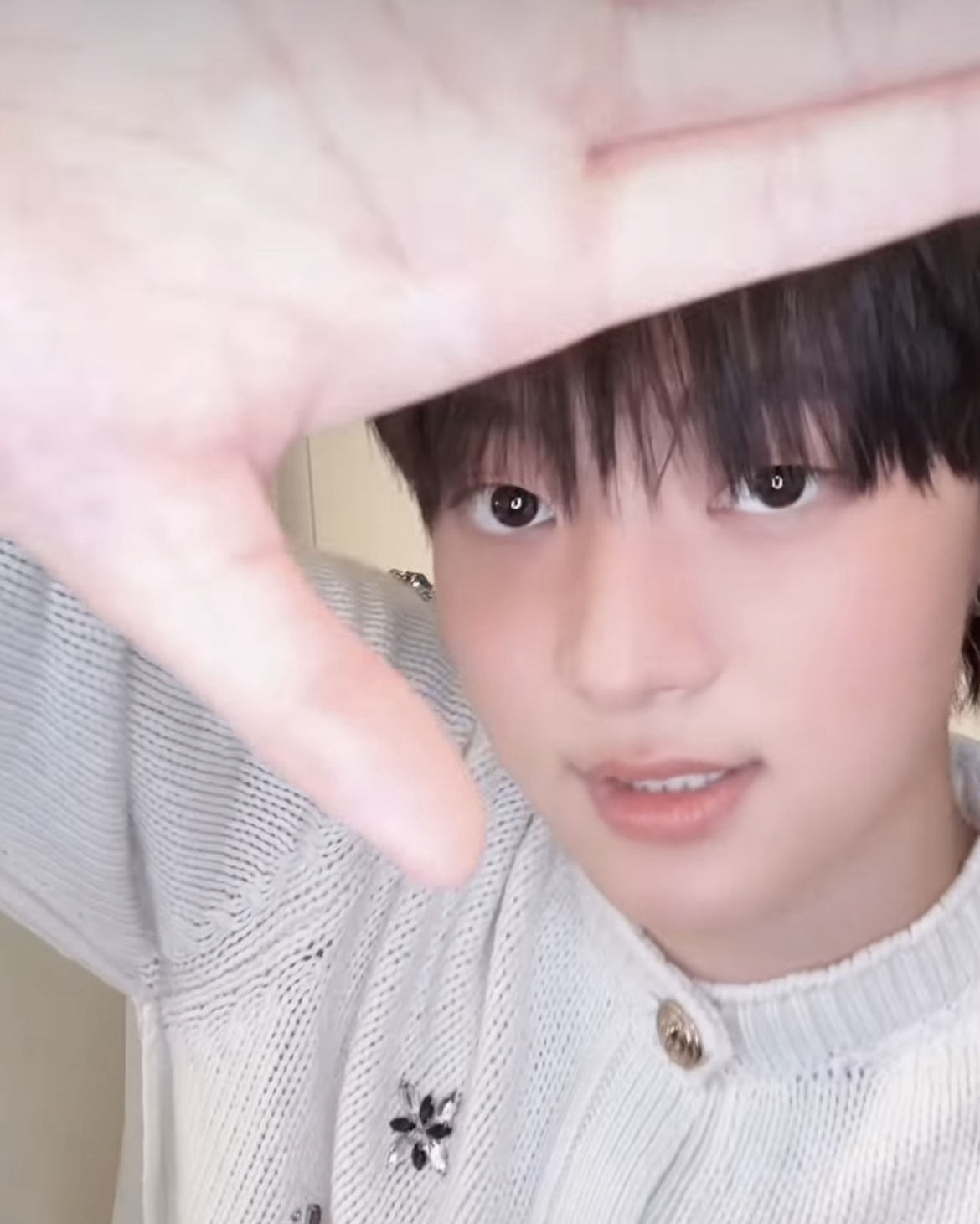 EJ (&TEAM)的幕后花絮