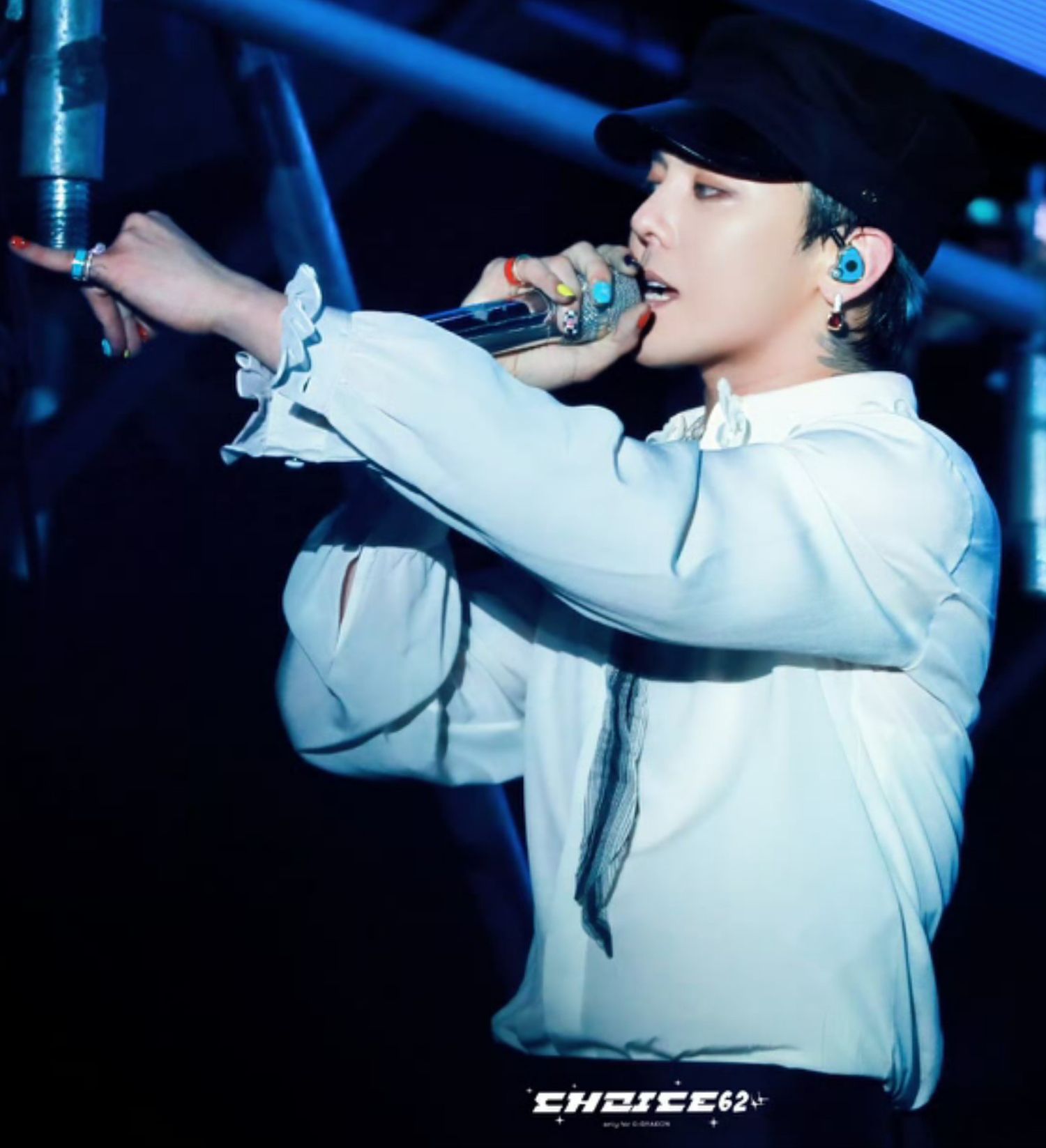 Recent activity shot of G-DRAGON (BIGBANG)