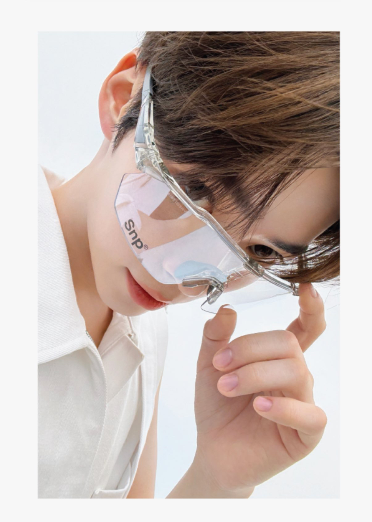 Behind-the-scenes cut of Sung Hanbin (ZEROBASEONE)