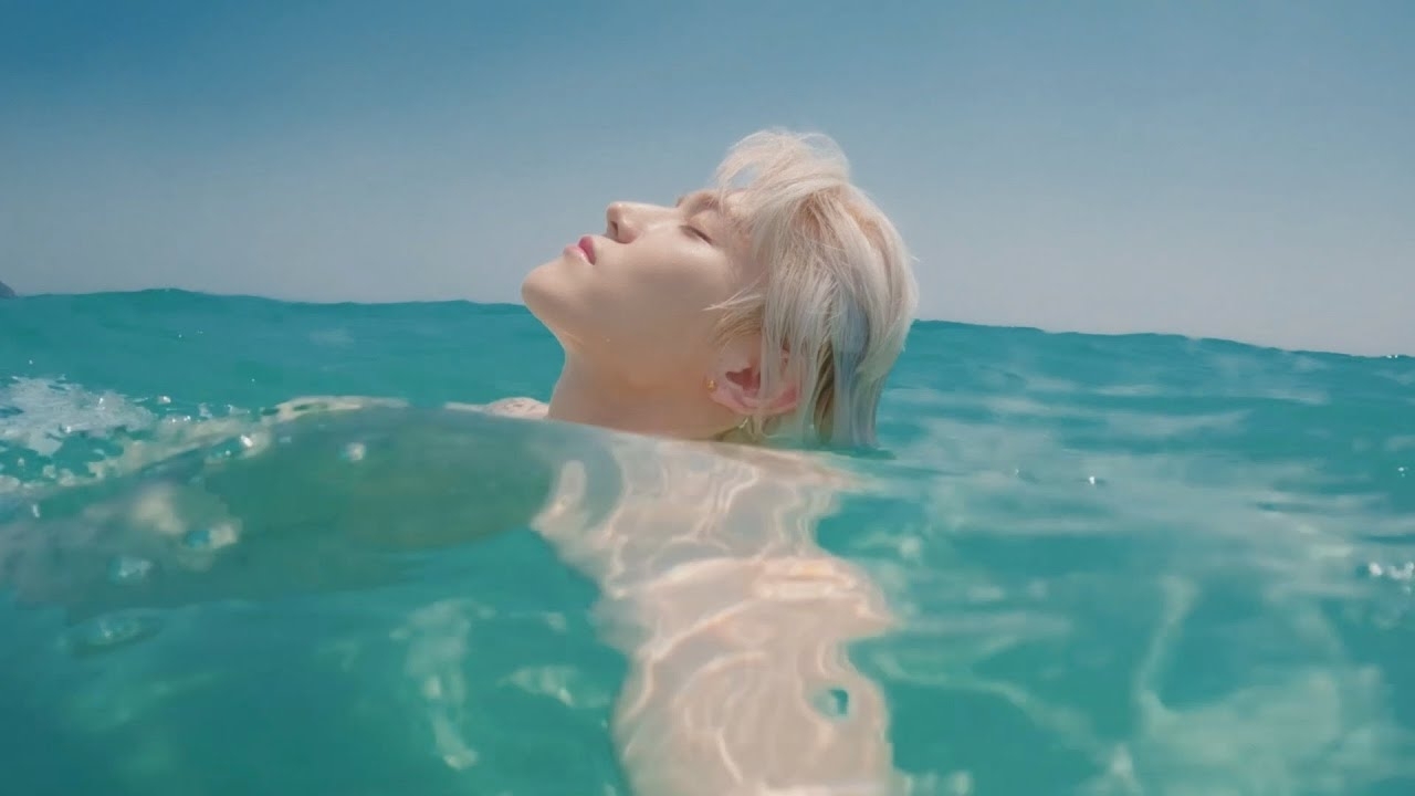 テヨン (NCT 127)の舞台裏ショット