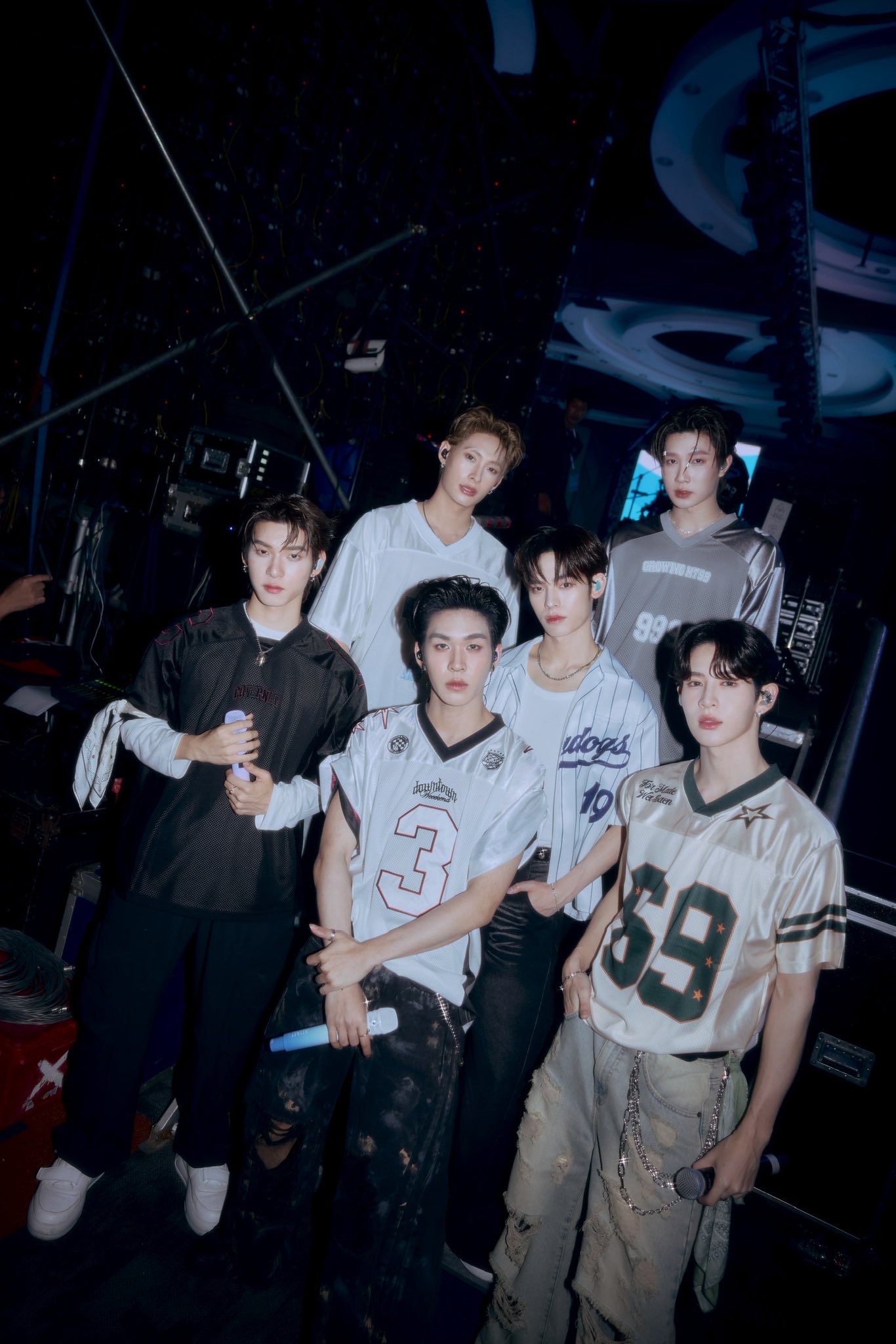 Behind-the-scenes cut of DEXX