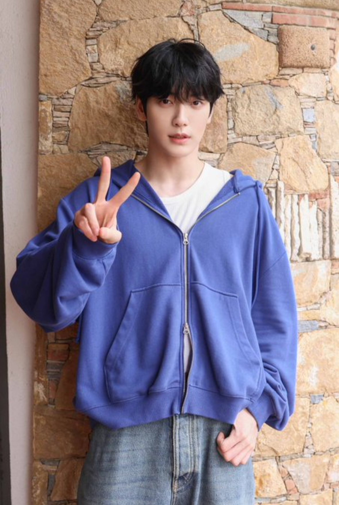 Latest photo of Soobin (TOMORROW X TOGETHER)
