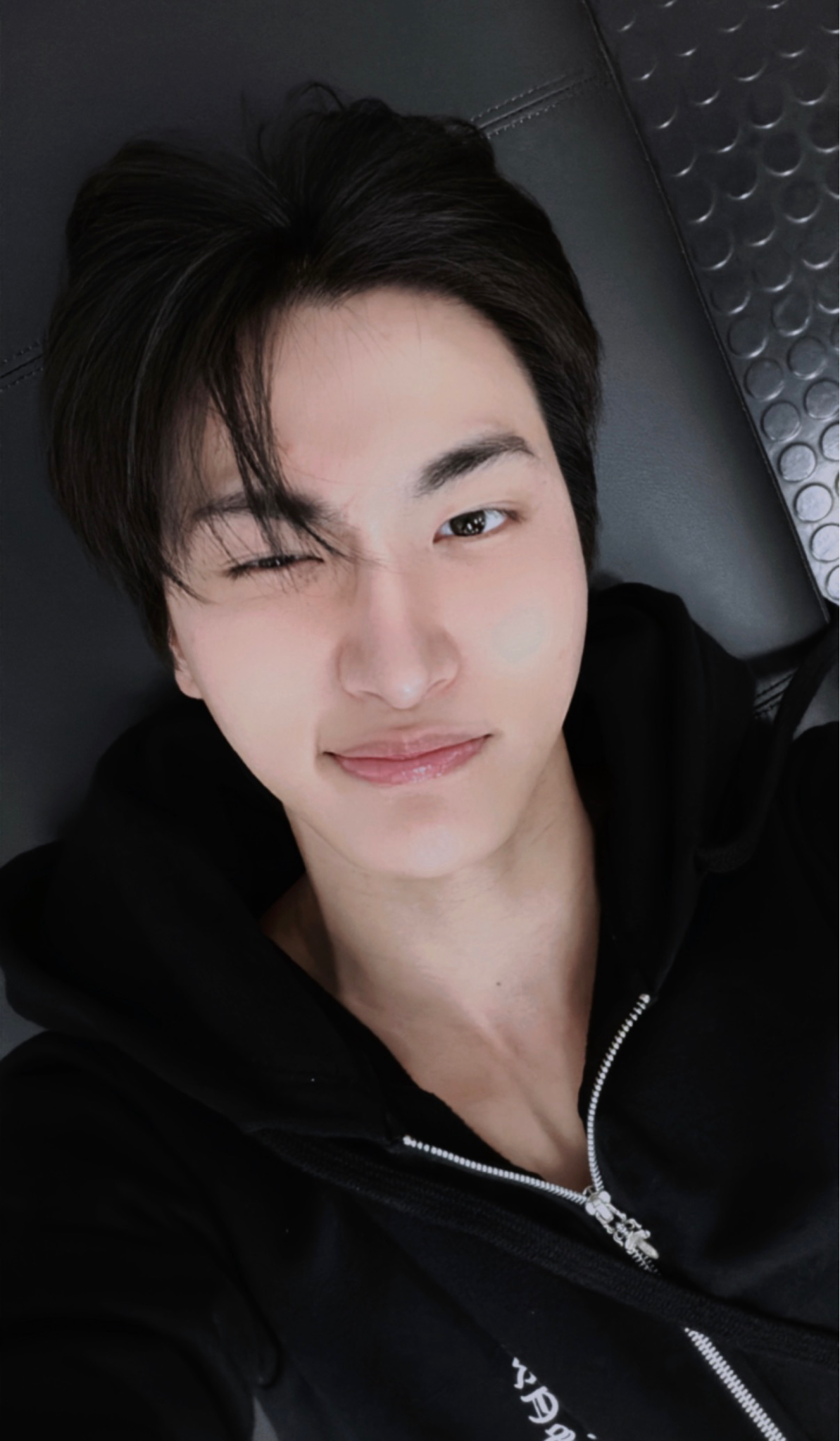 Latest photo of Seonghwa (ATEEZ)