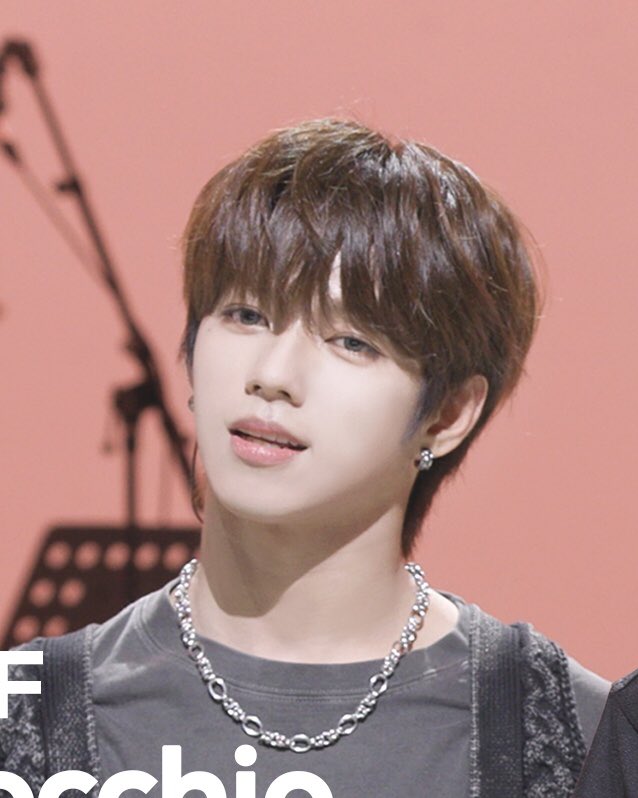 Behind-the-scenes cut of JL (AHOF)