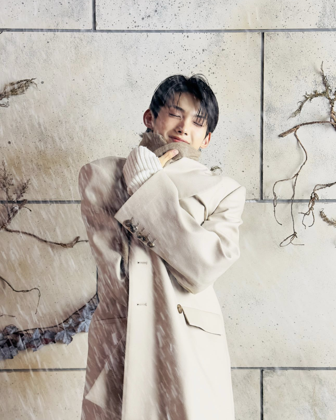 Latest photo of Jo (&TEAM)