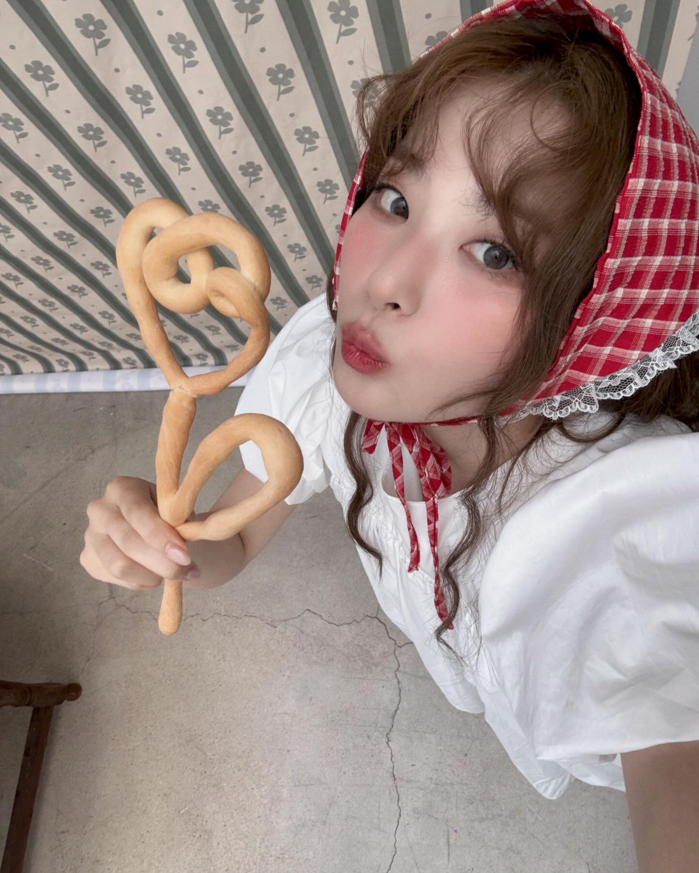 Recent activity shot of Red Velvet