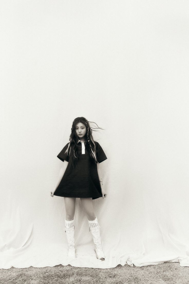 Recent activity shot of Wonhee (ILLIT)