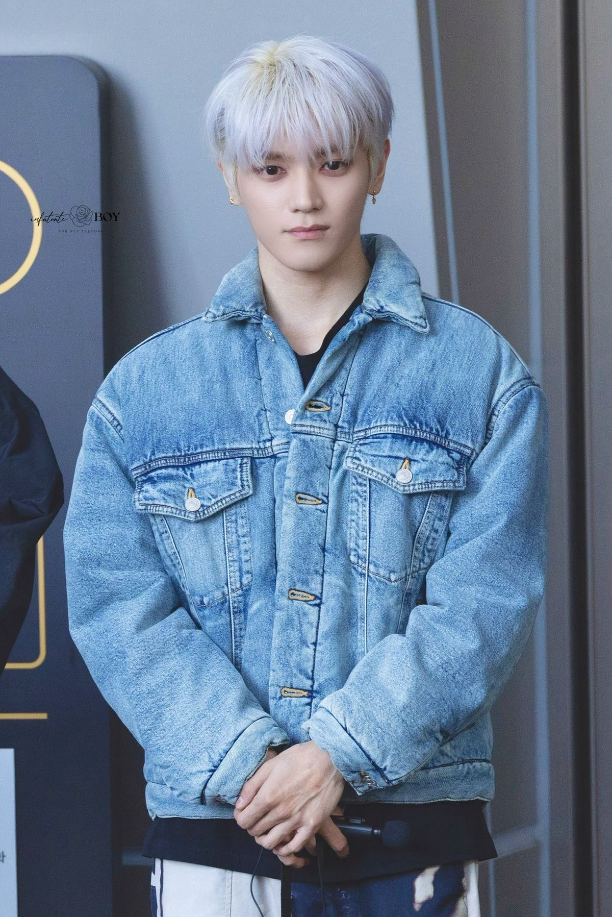 A moment captured by Taeyong (NCT 127)'s fan