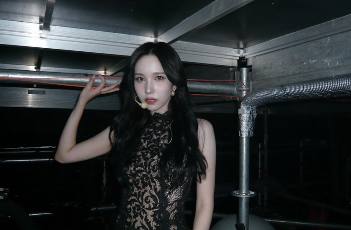 Recent activity shot of Mina (TWICE)