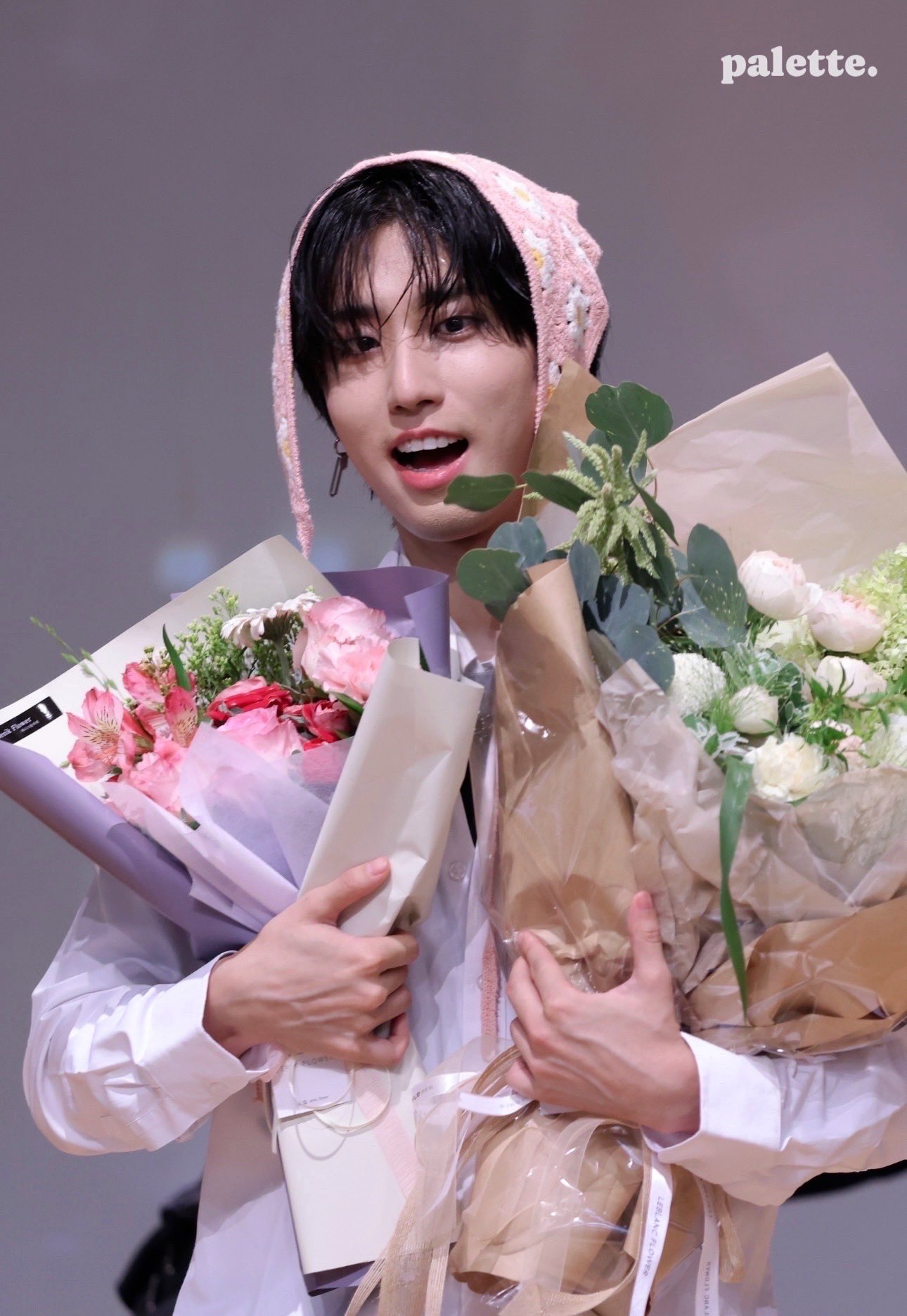 Trending idol content in the community