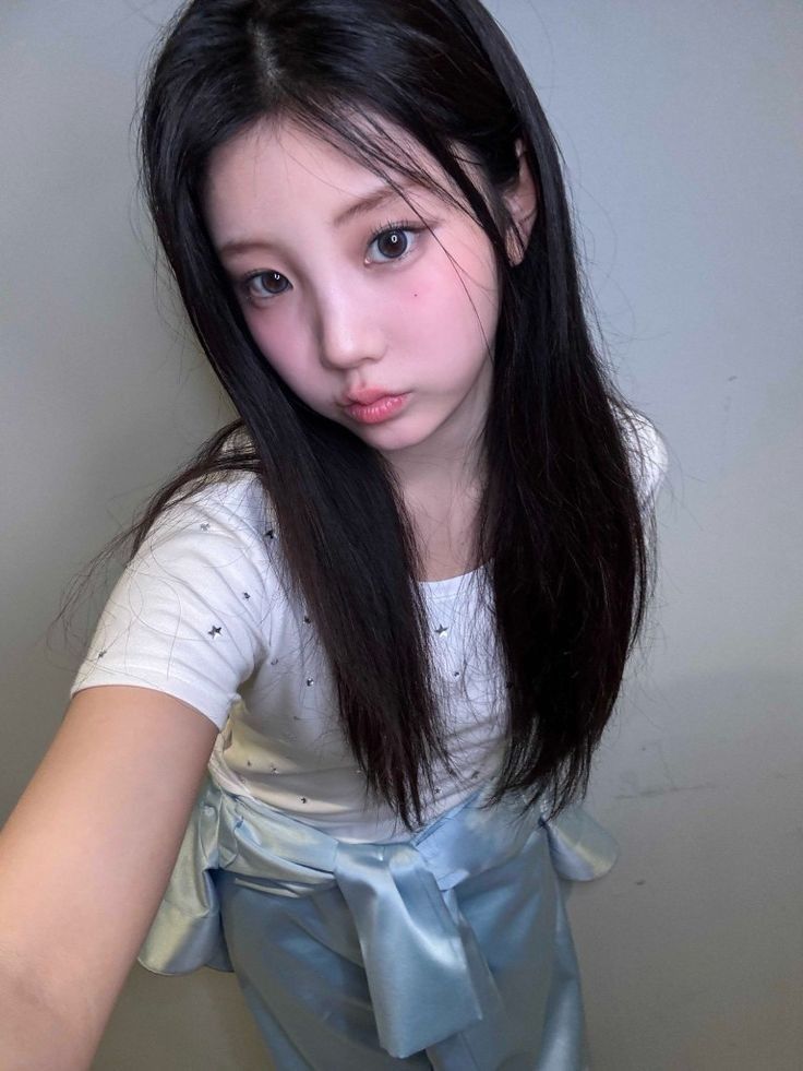 Latest photo of Wonhee (ILLIT)