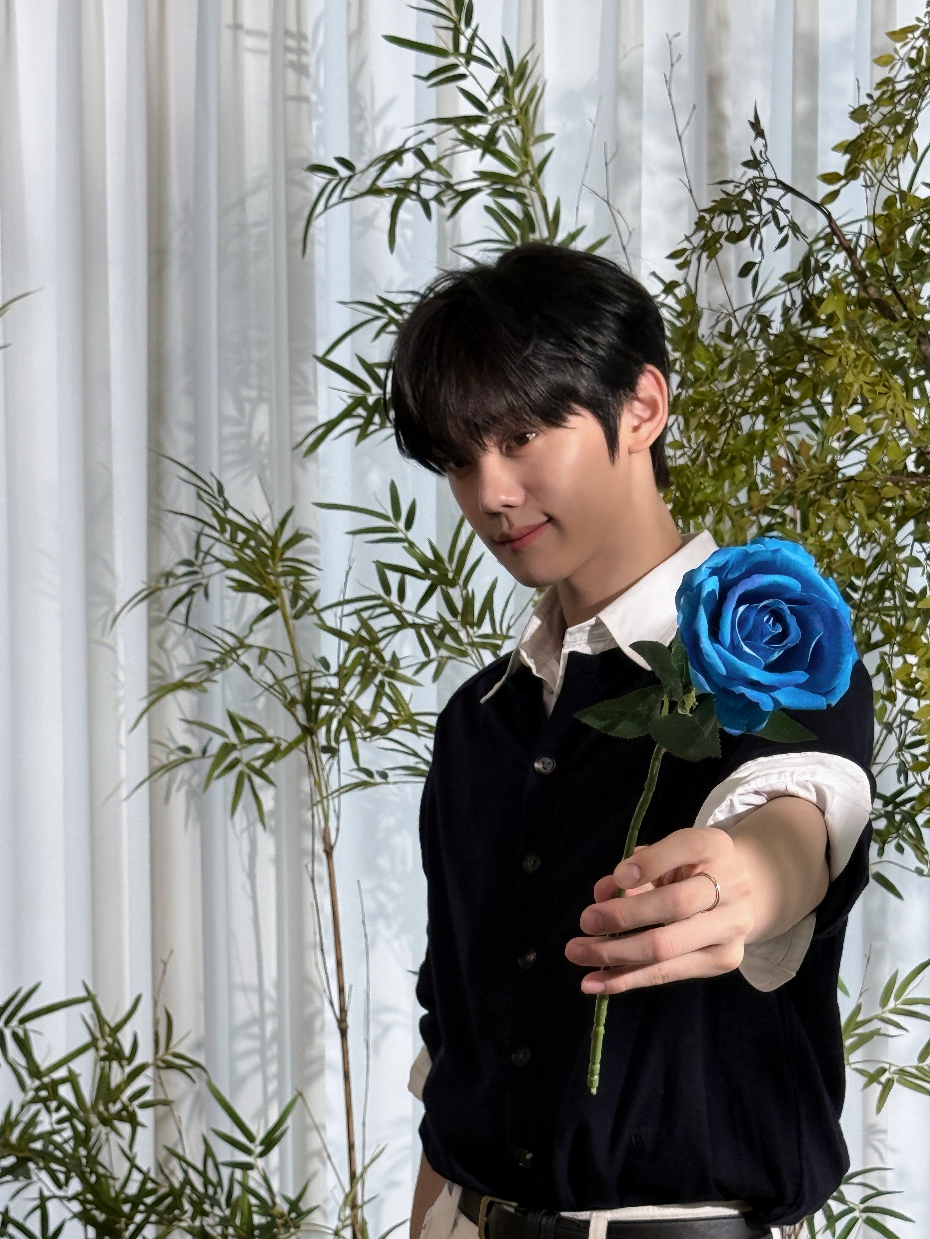김규빈 (제로베이스원) 최근 활동샷