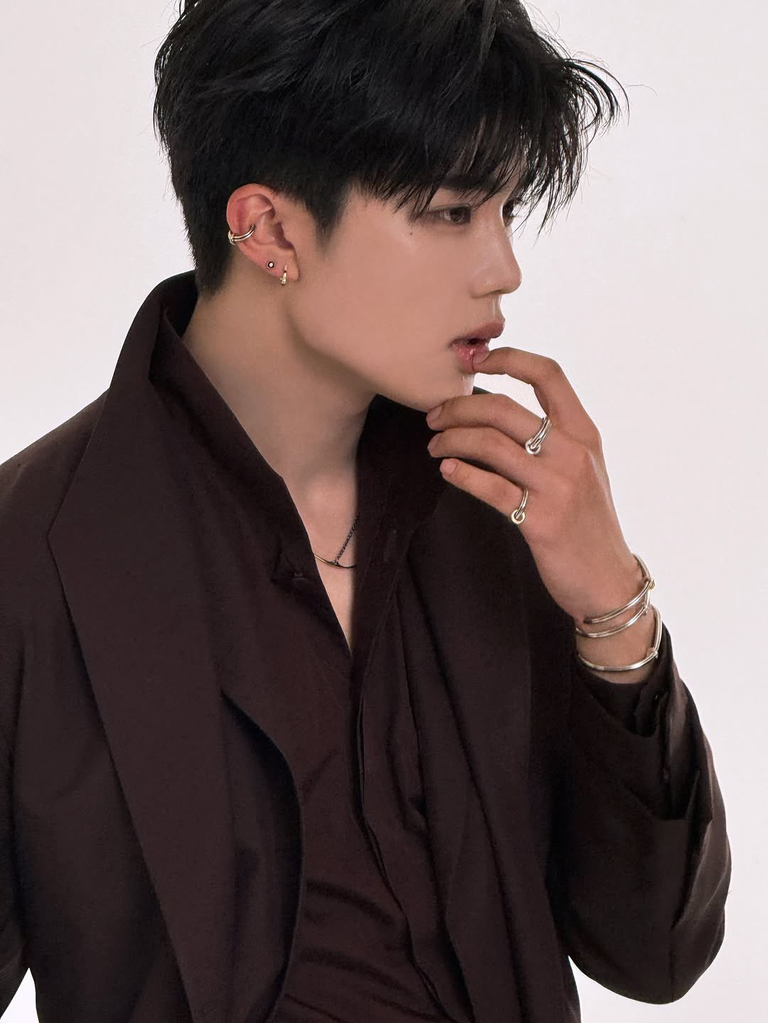 Recent activity shot of Park Gunwook (ZEROBASEONE)