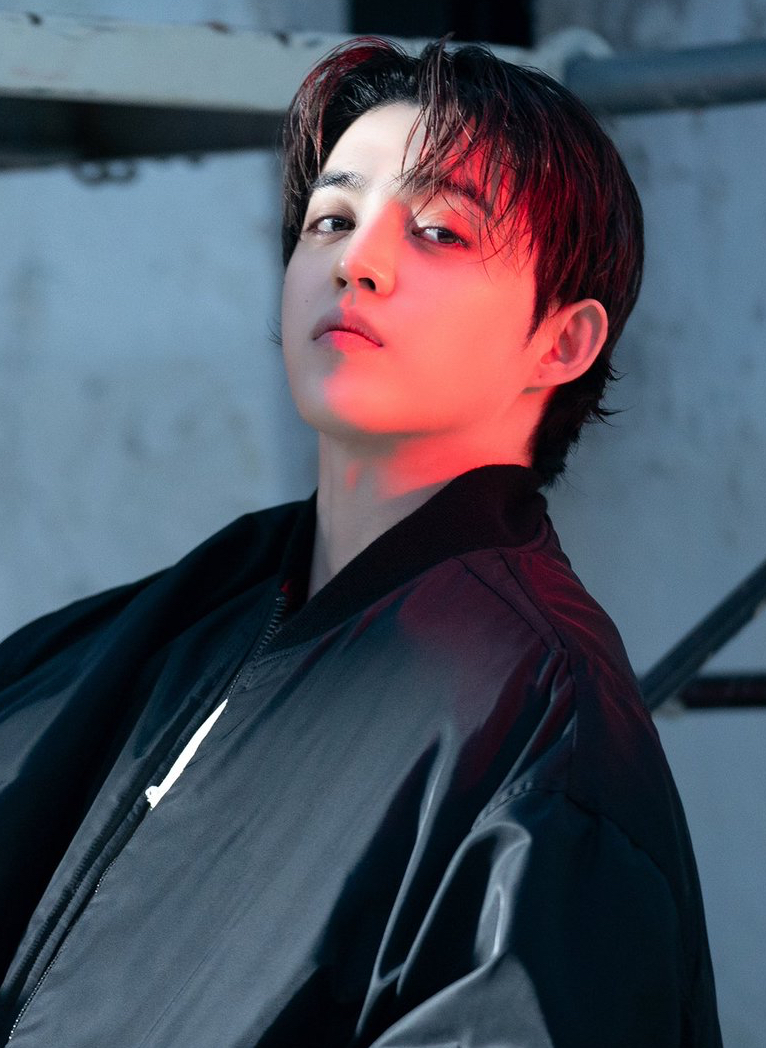 Latest photo of S.Coups (SEVENTEEN)