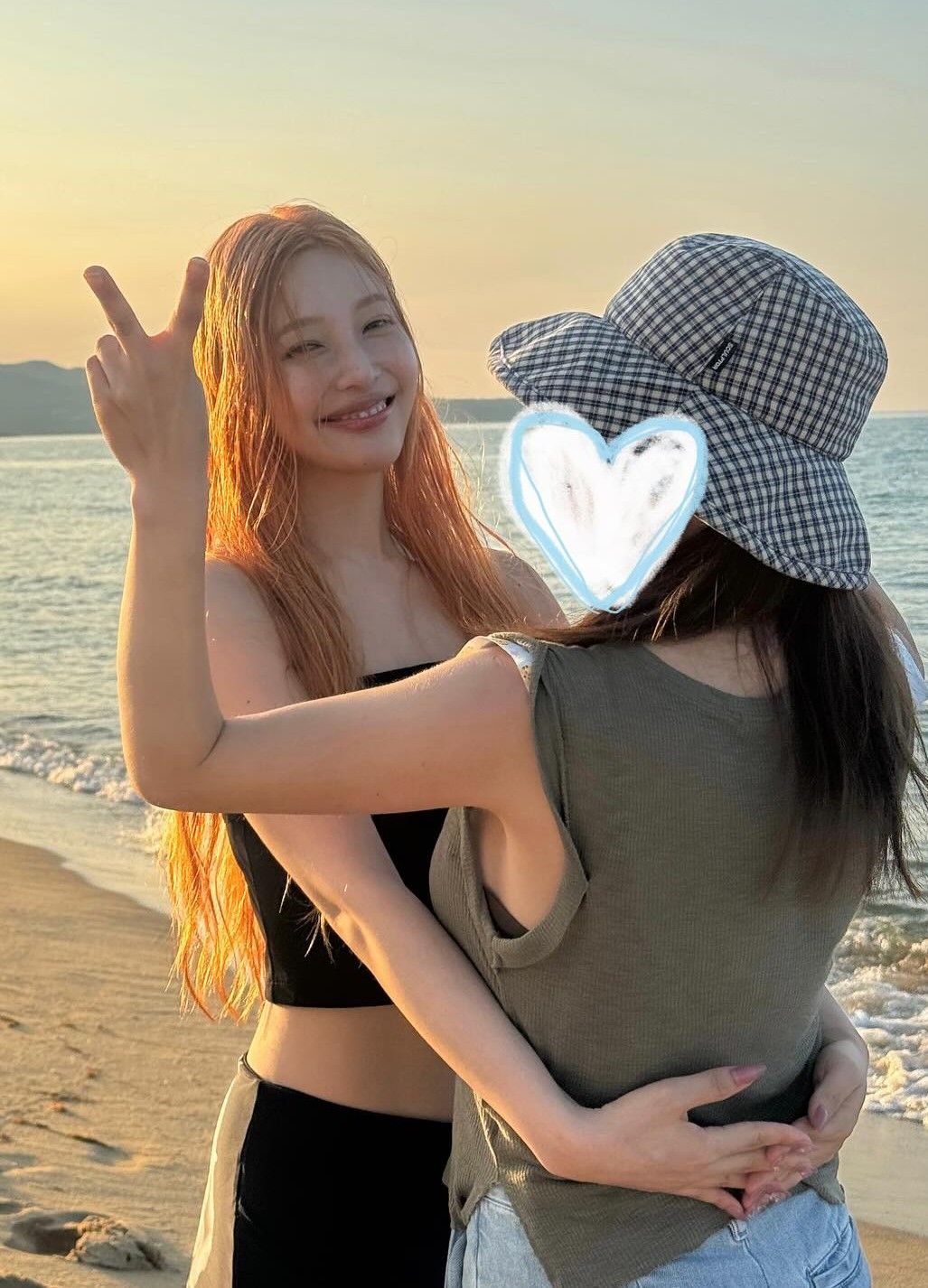Latest photo of Joy (Red Velvet)
