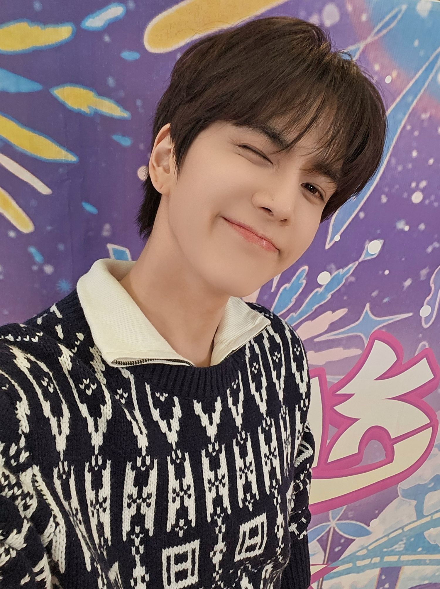 Latest photo of Younghoon (THE BOYZ)