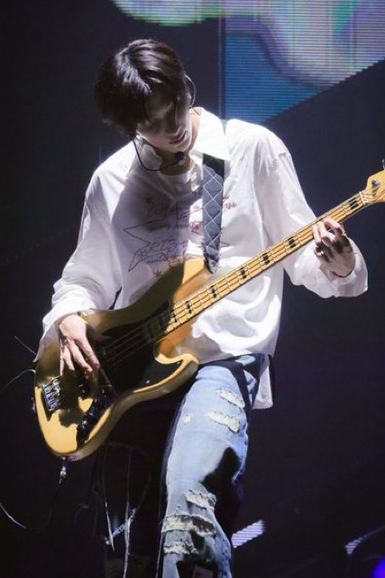 Anton (RIIZE)的最新照片