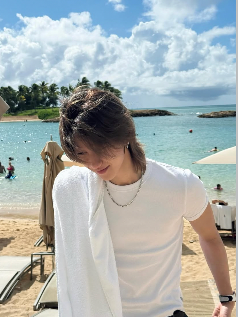 Today's most popular wallpaper in the The 8 (SEVENTEEN) community