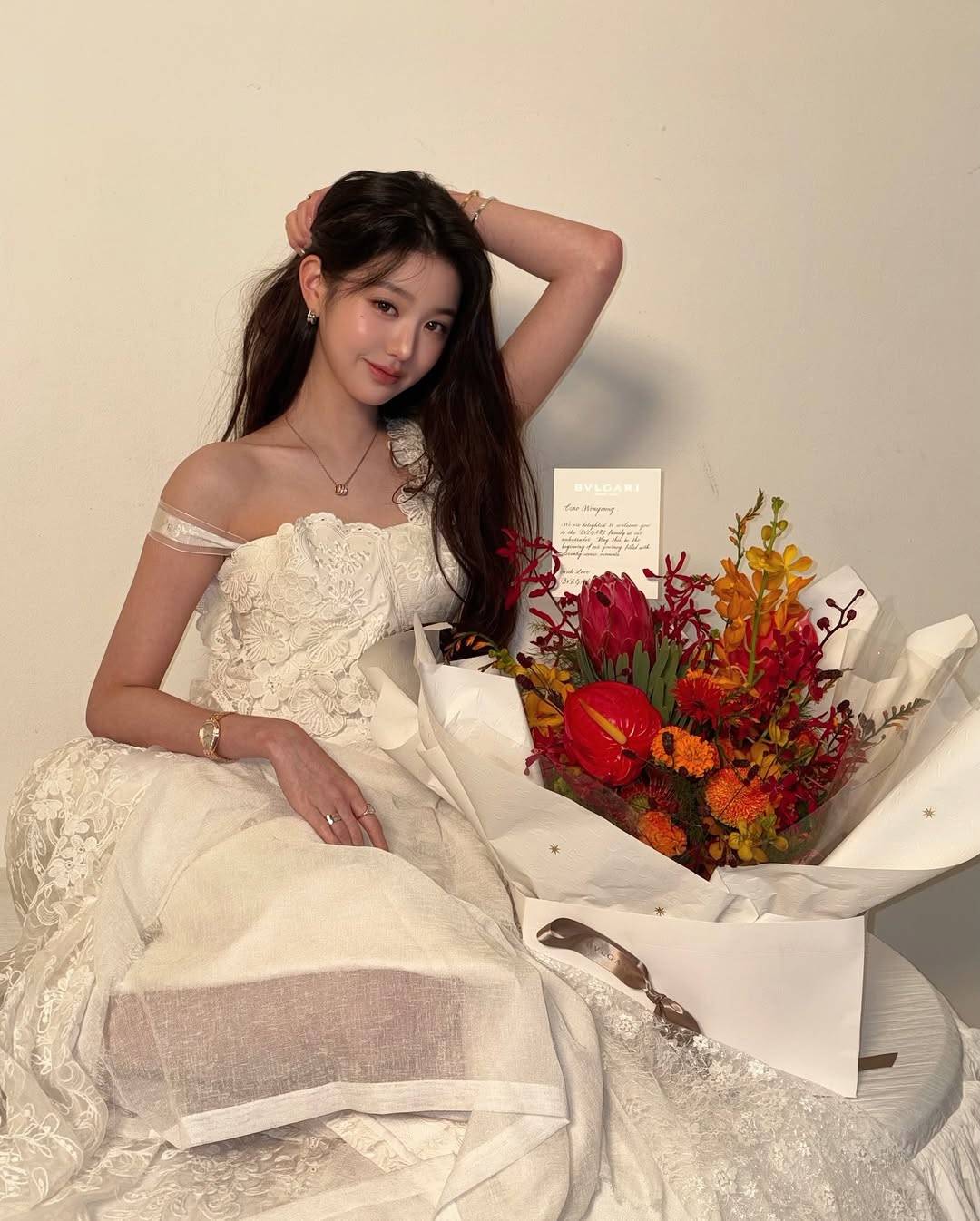 チャン・ウォニョン (IVE)の舞台裏ショット