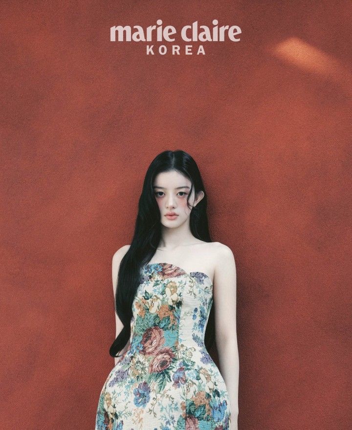 Behind-the-scenes cut of Minju (ILLIT)