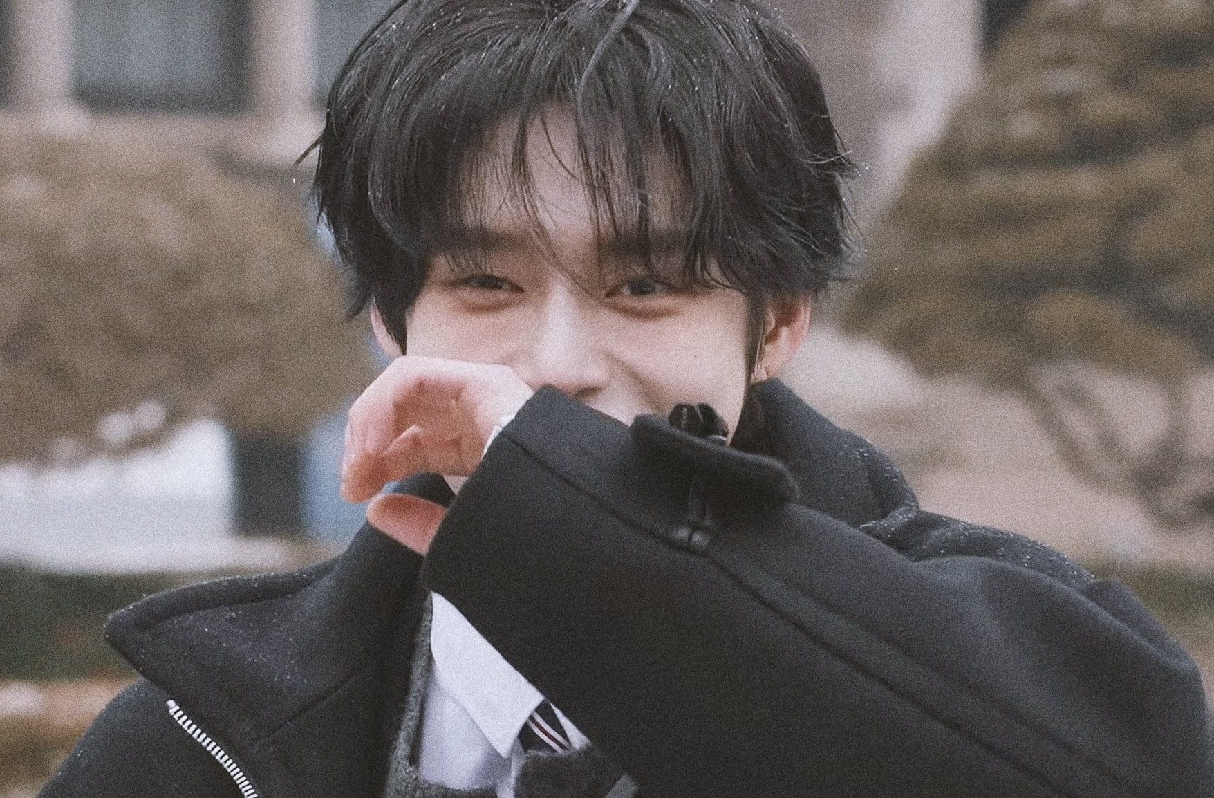 A moment captured by Kim Jiwoong (ZEROBASEONE)'s fan