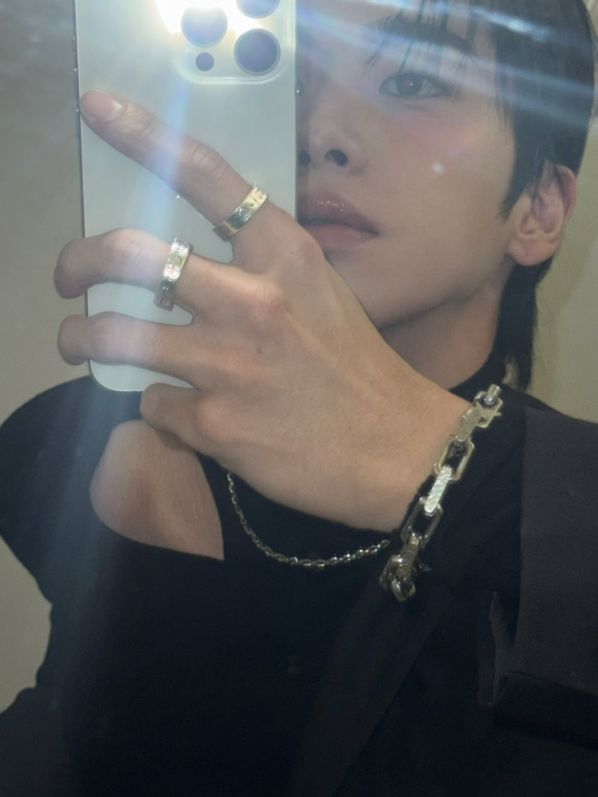 A moment captured by Xiao (UP10TION)'s fan