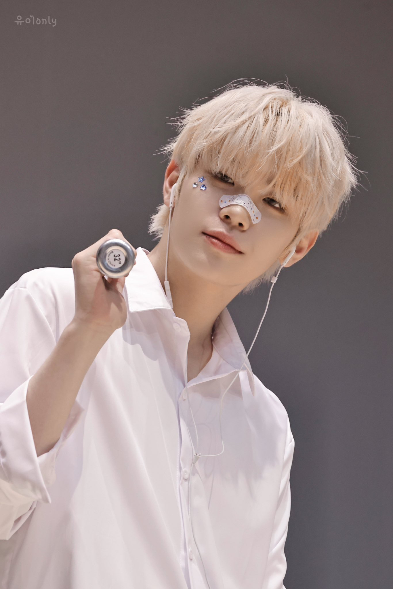 Latest photo of Kim Taerae (ZEROBASEONE)