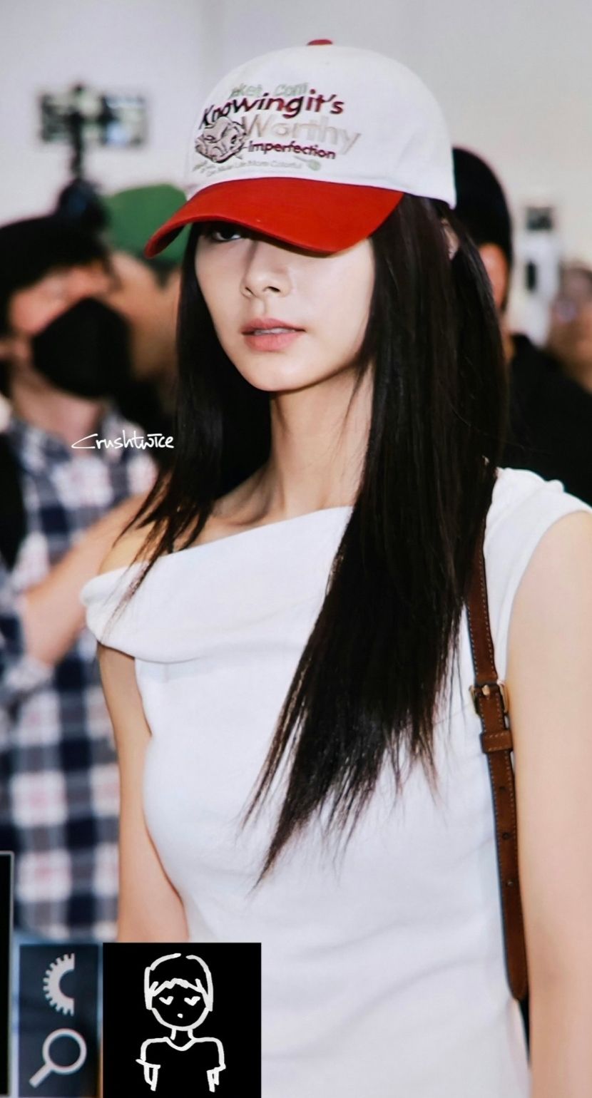 Today's most popular wallpaper in the Tzuyu (TWICE) community