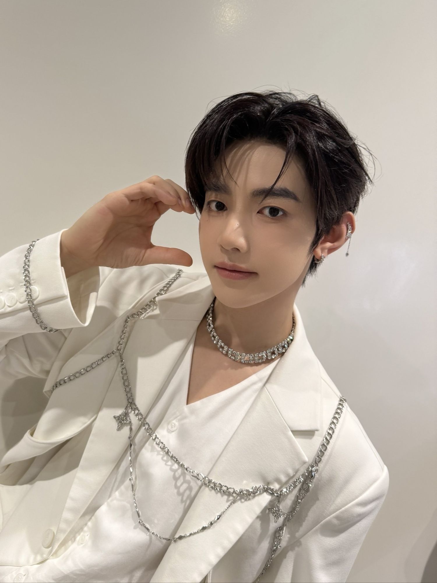 章昊 (ZEROBASEONE)的最新活動照片