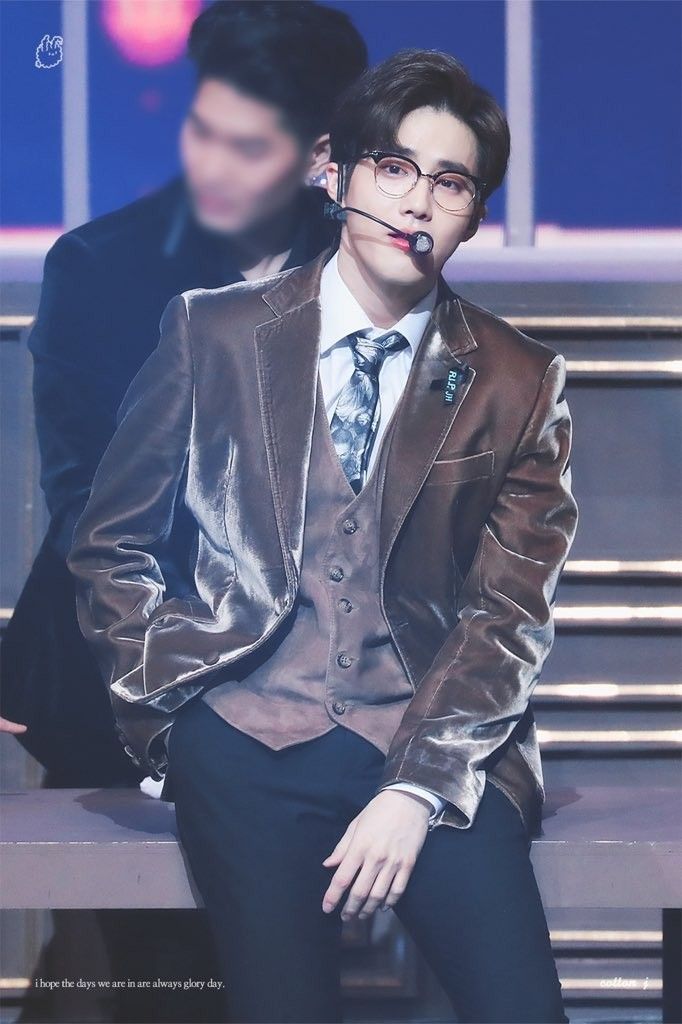 Suho (EXO)的最新照片