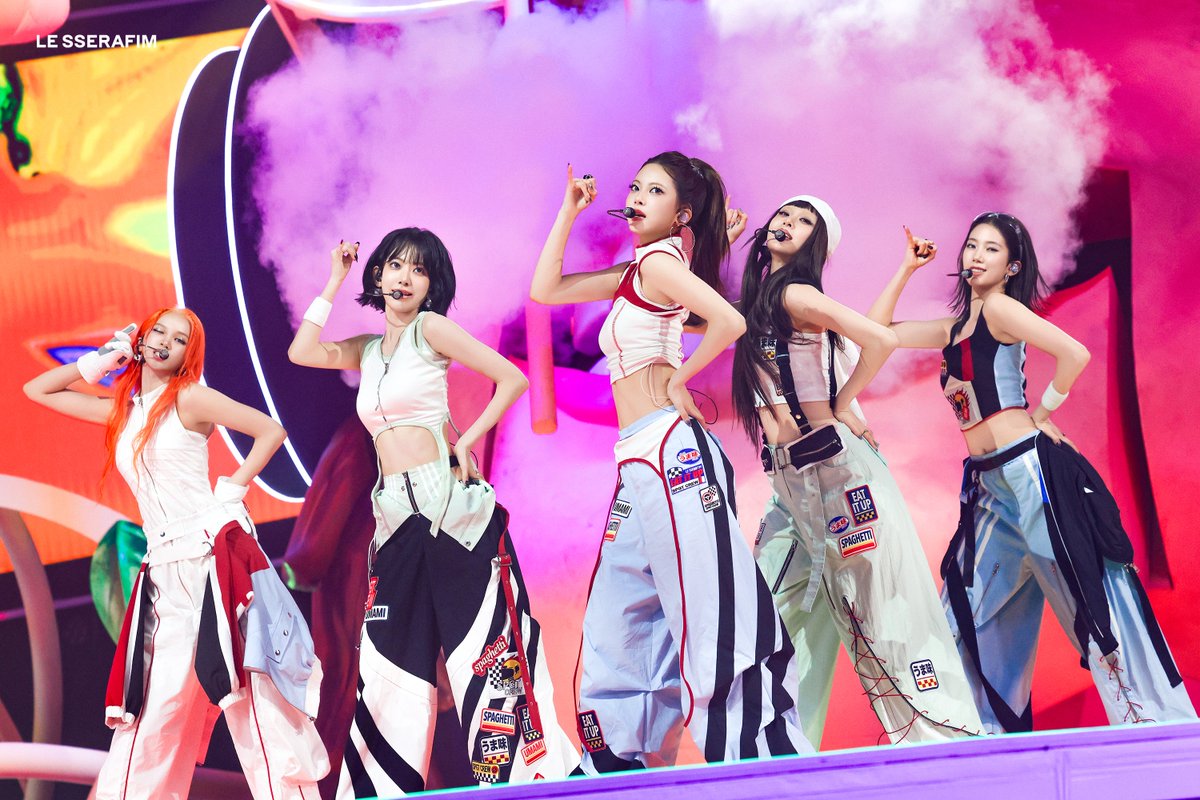 Latest photo of LE SSERAFIM