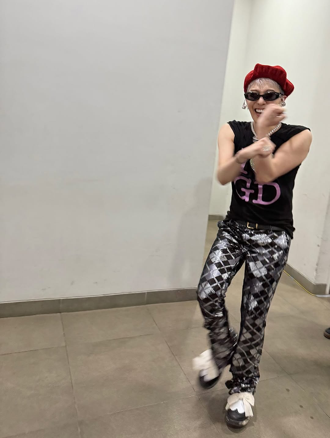 A moment captured by G-DRAGON (BIGBANG)'s fan