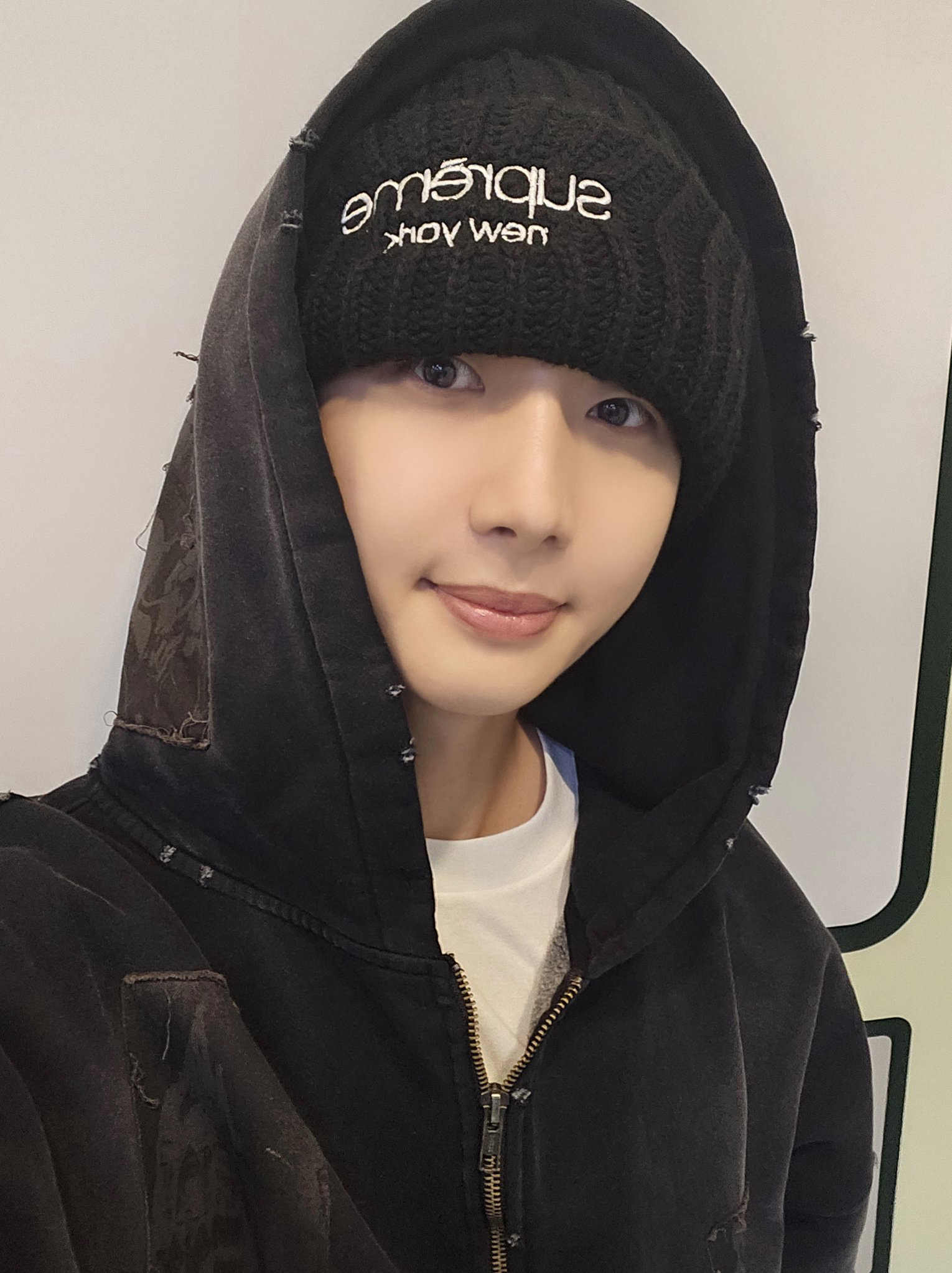 Potret di balik layar Hui (PENTAGON)