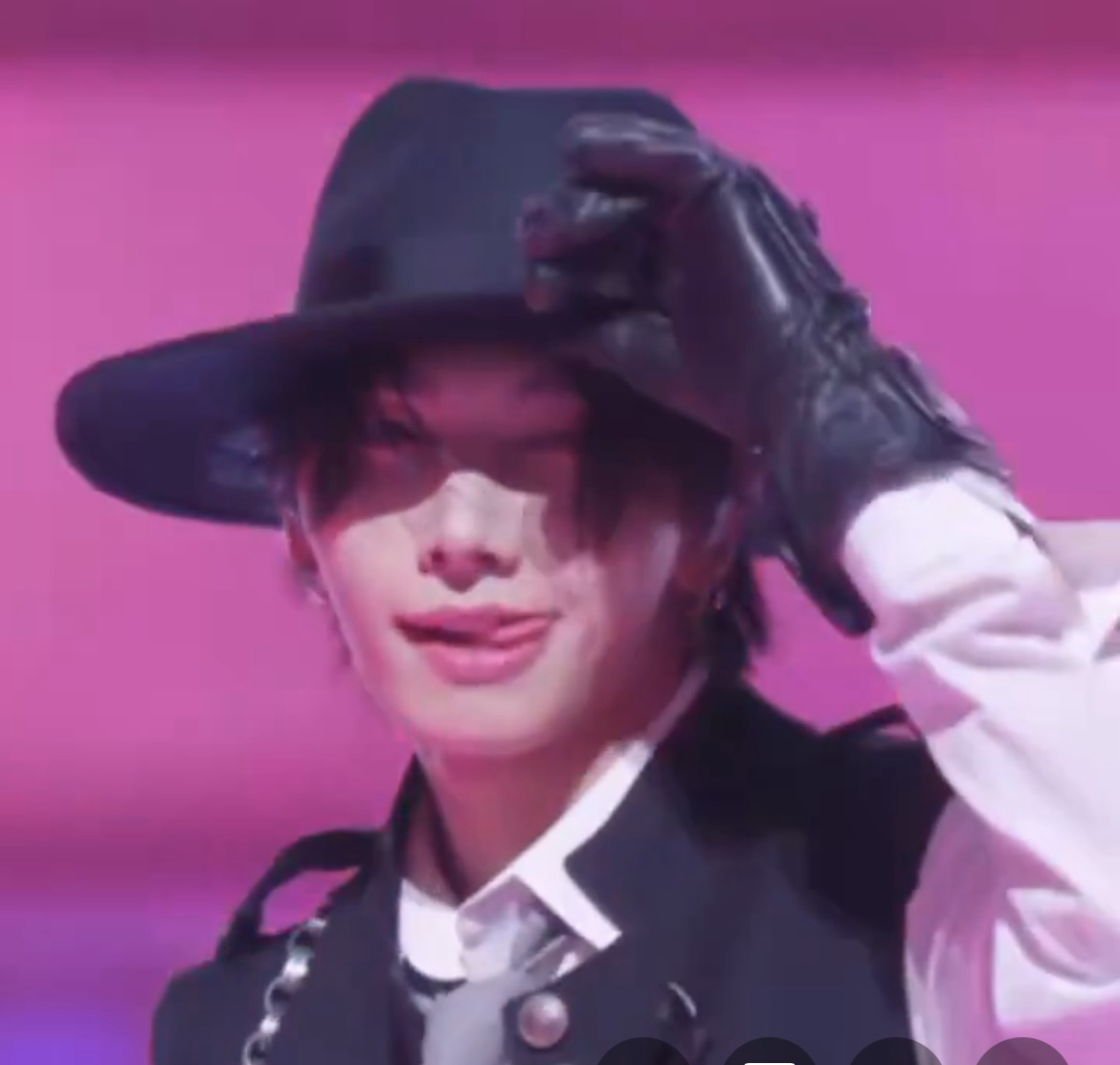 Latest photo of Myeong Jaehyun (BOYNEXTDOOR)