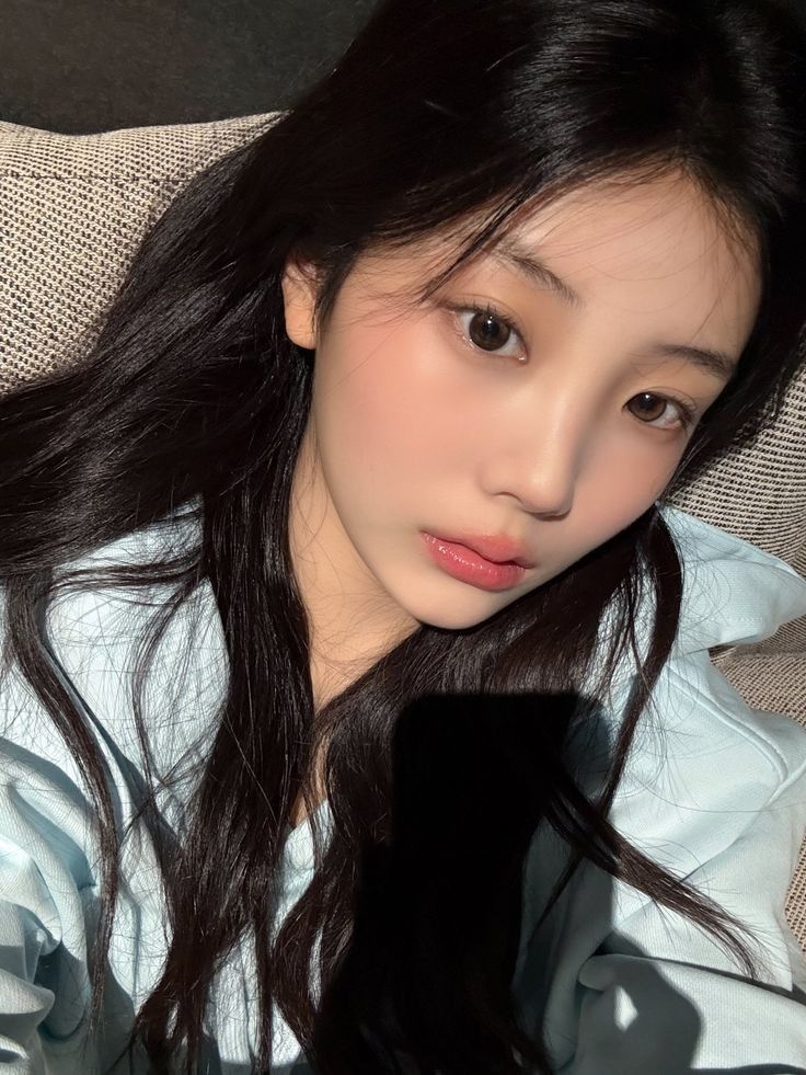 Recent activity shot of Wonhee (ILLIT)