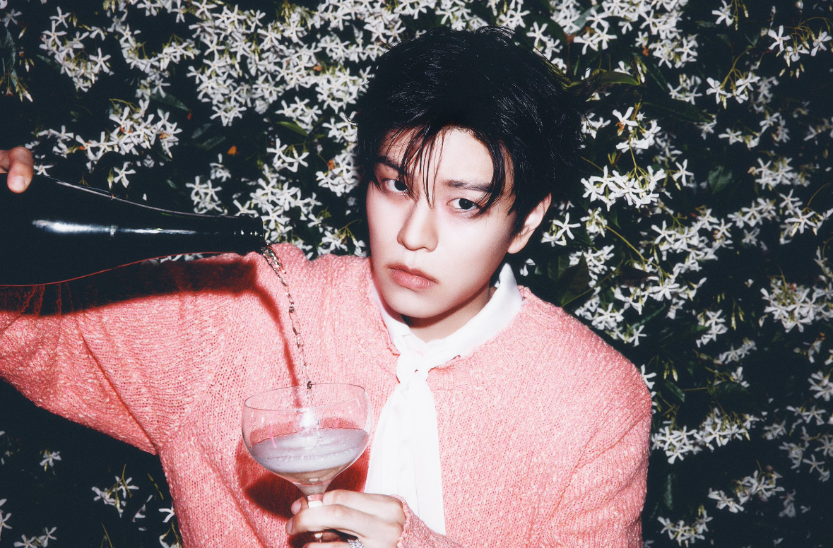 Latest photo of Seungmin (Stray Kids)