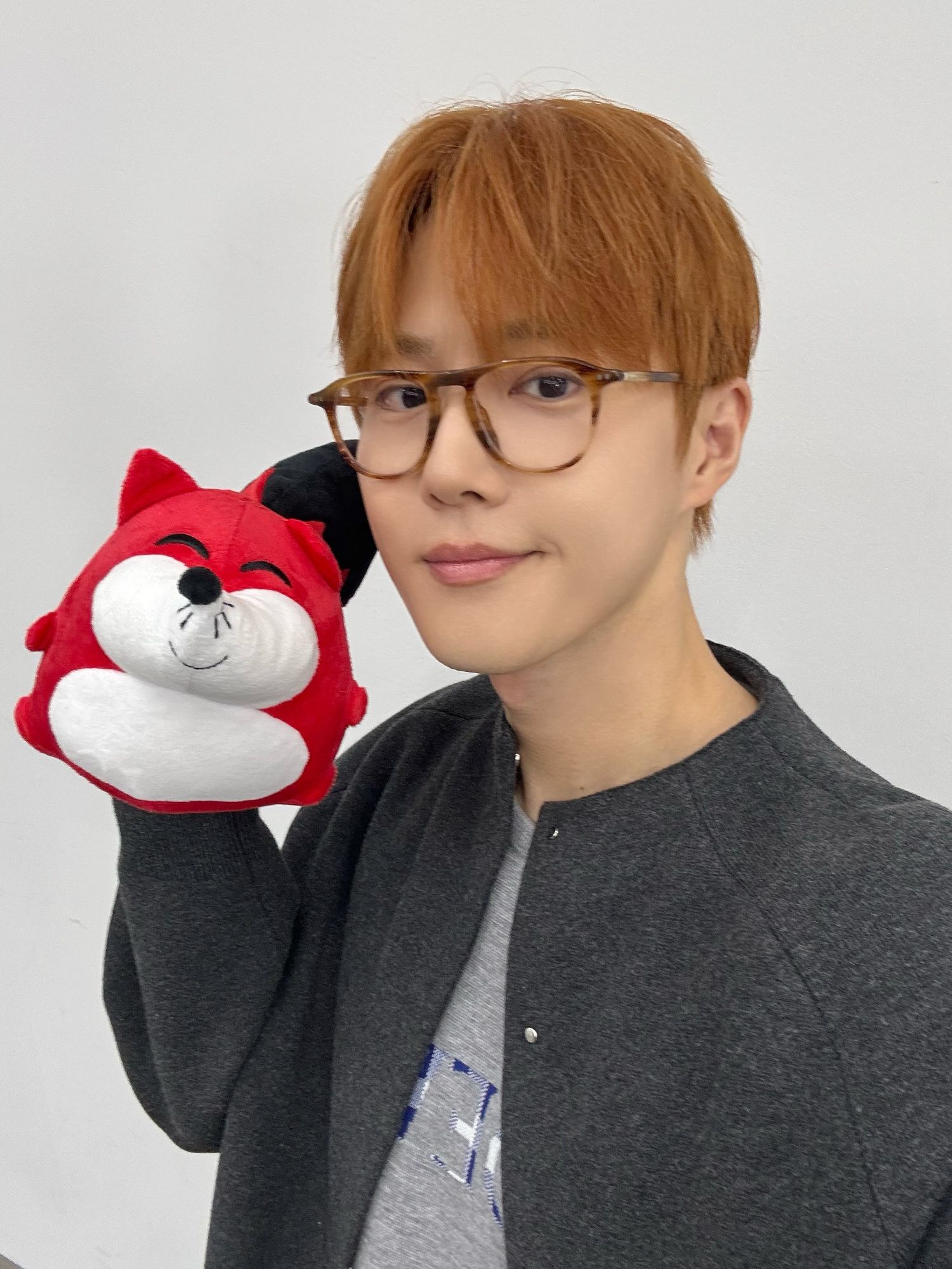 A moment captured by Suho (EXO)'s fan