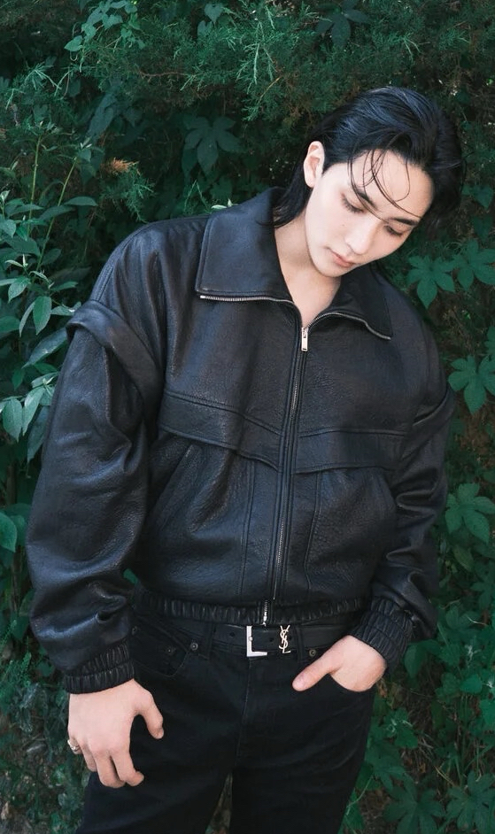 A moment captured by Jeonghan (SEVENTEEN)'s fan