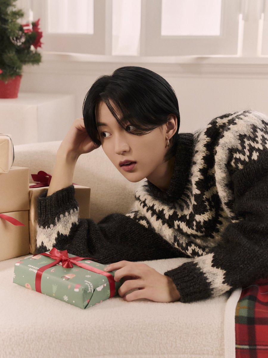 TNX의 최신 사진