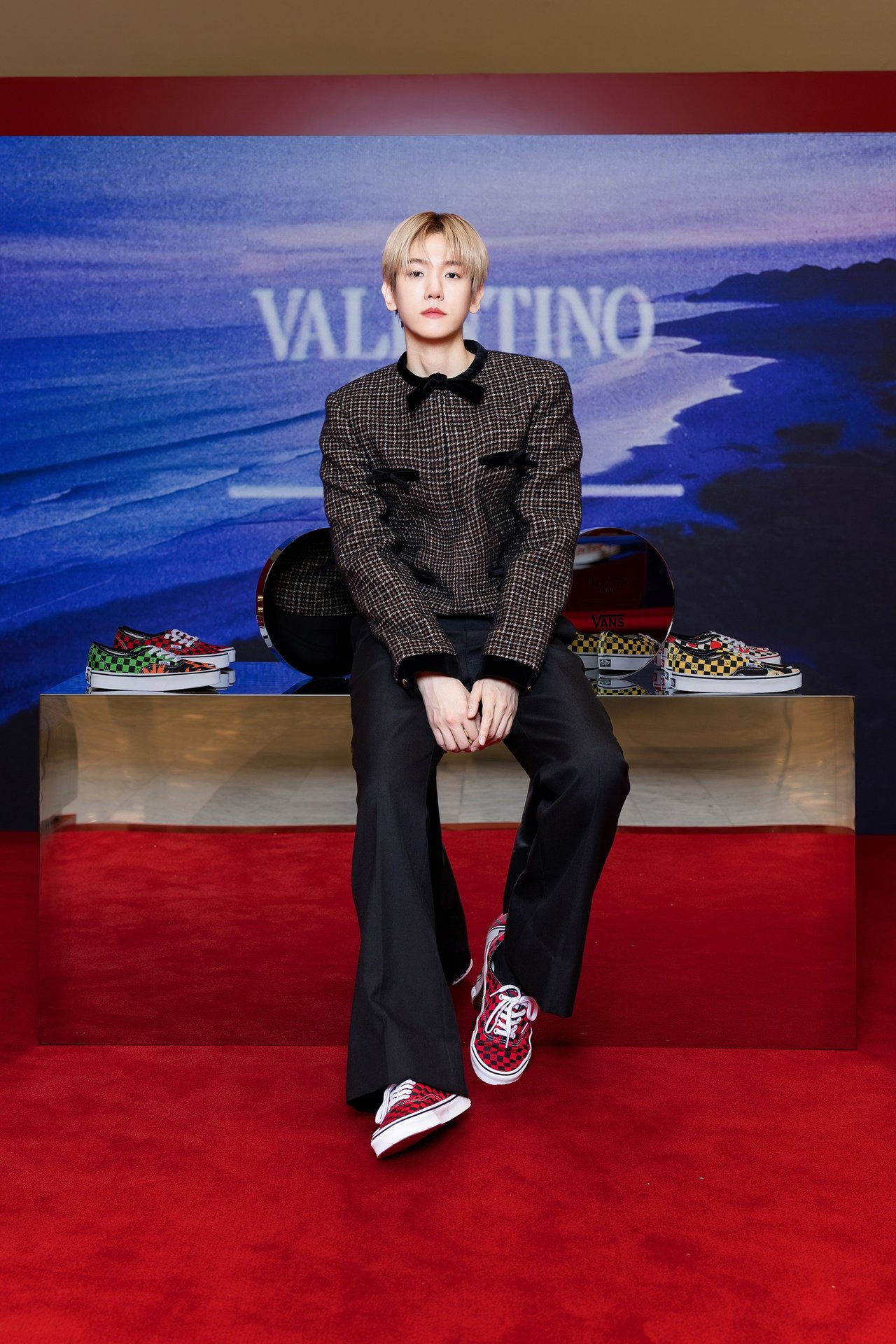 Recent activity shot of Baekhyun (EXO)