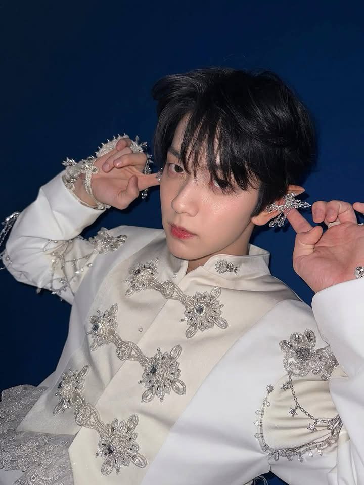 Latest photo of Soobin (TOMORROW X TOGETHER)