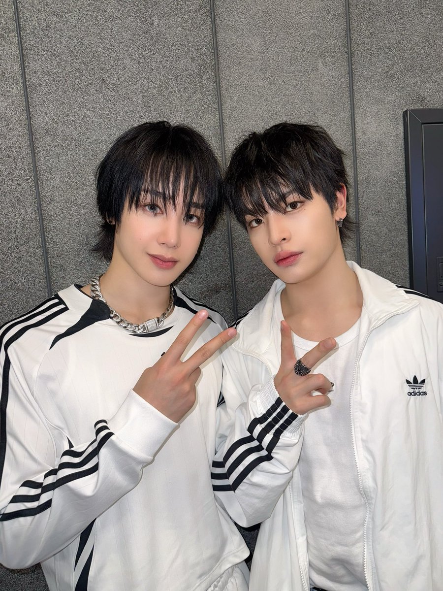 A moment captured by Xikers's fan