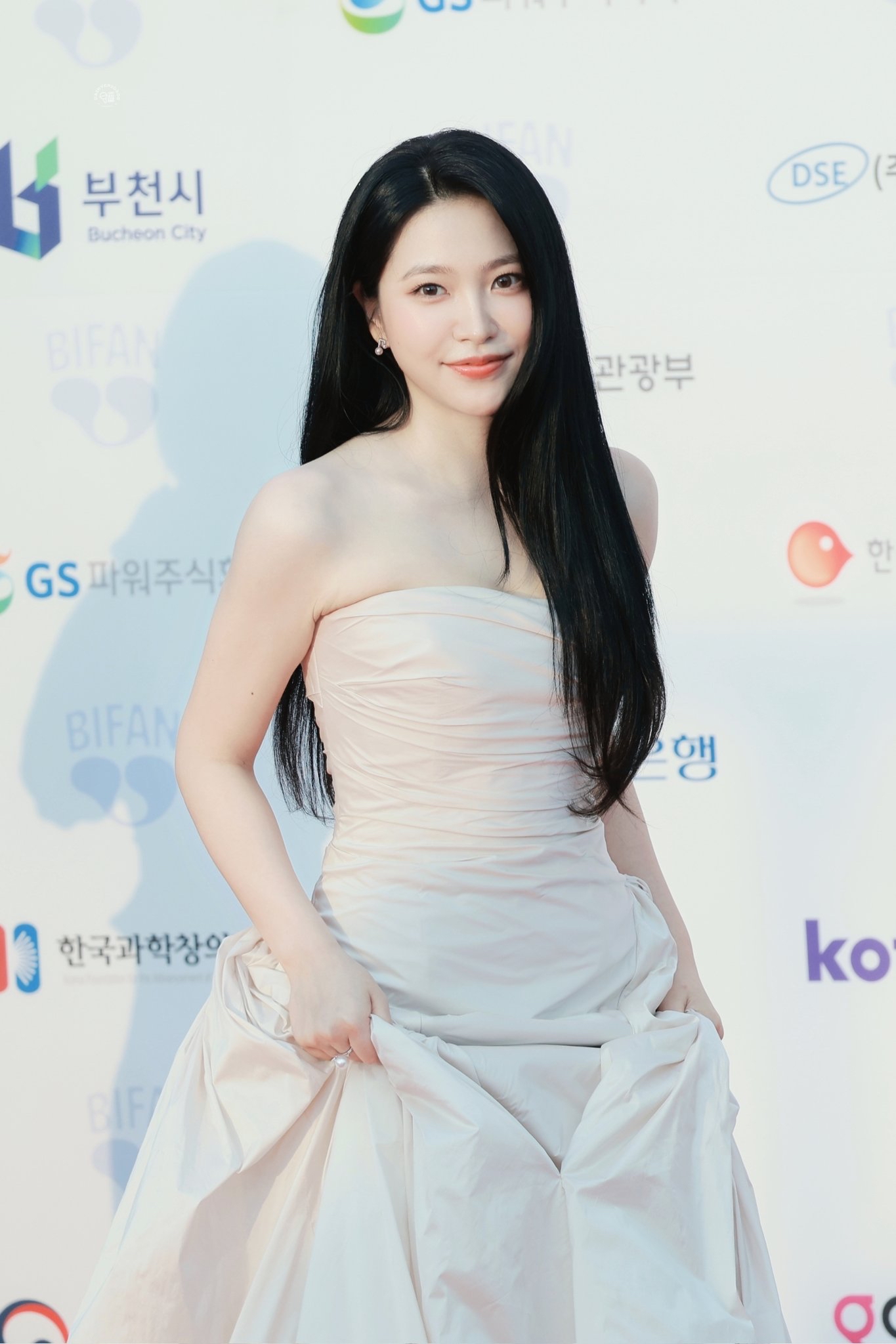 Yeri (Red Velvet)的最新活動照片