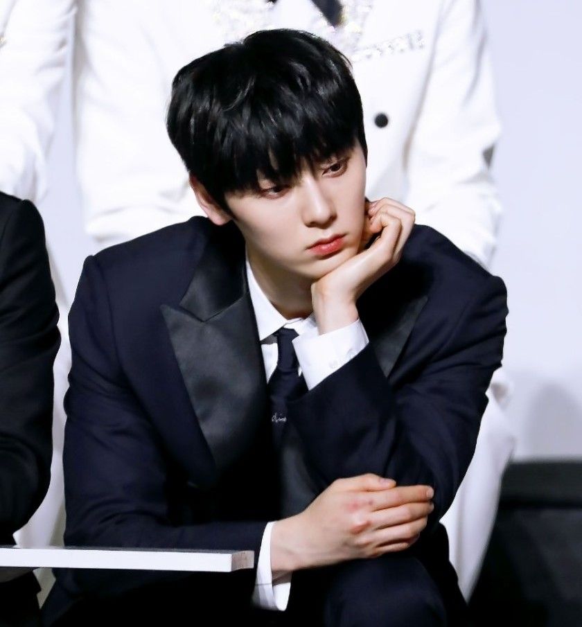 Latest photo of Hwang Minhyun