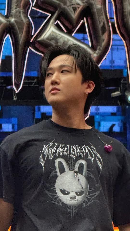 Latest photo of Changbin (Stray Kids)
