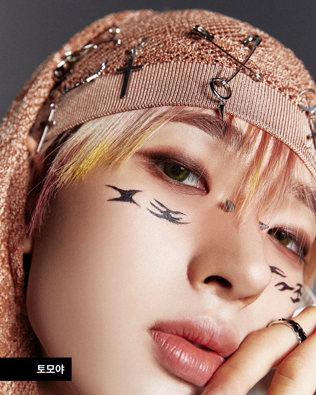 Momen yang diabadikan oleh penggemar Tomoya (NEXZ)