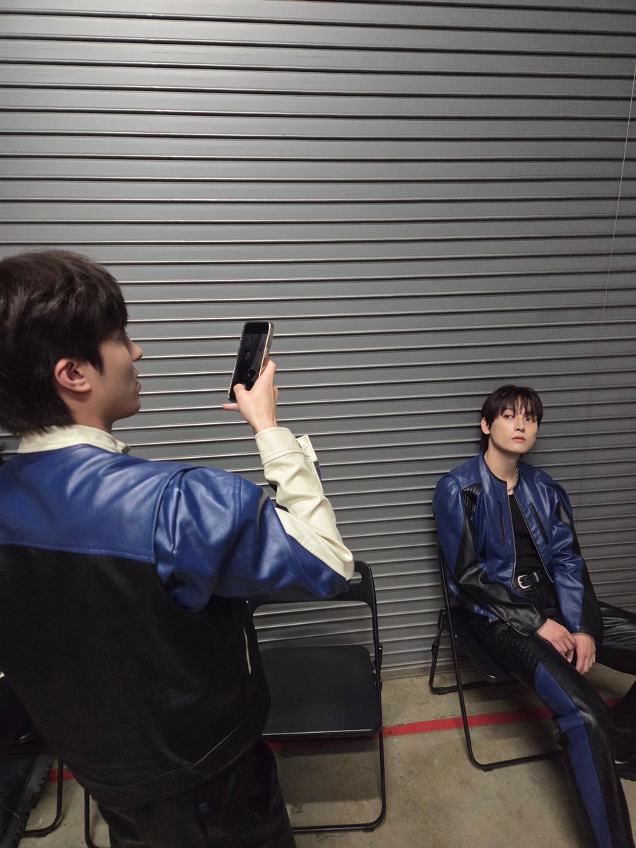 A moment captured by SF9's fan